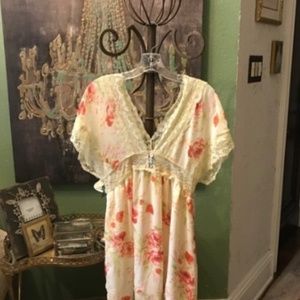ALYTHEA lace SUN DRESS SIZE M
